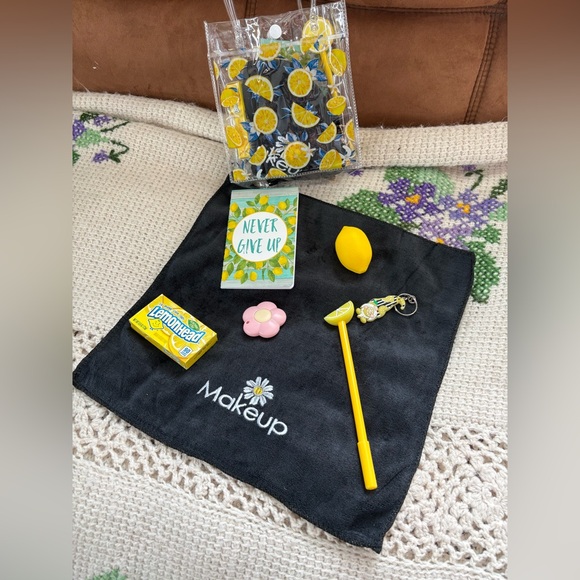 BundlesOfLove-VDay GiveBack! ALL Proceeds Donated to Local Gospel Mission! - Picture 3 of 3